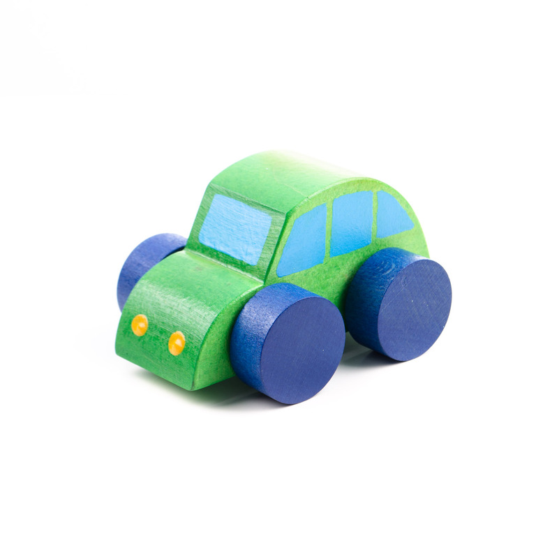 TARNAWA Zielone autko garbus - drewniany samochodzik